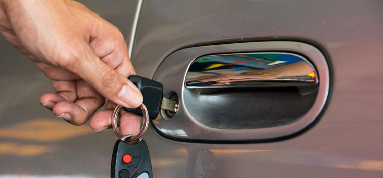 Car door lock repair in Bear Valley Springs