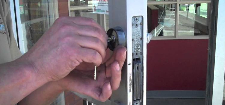 commercial door lock repair Bear Valley Springs